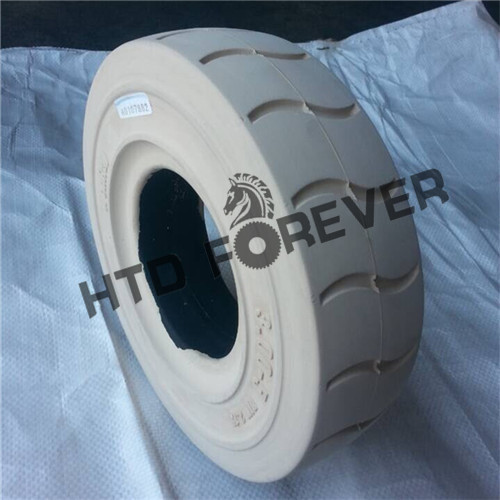 充氣式實心輪胎