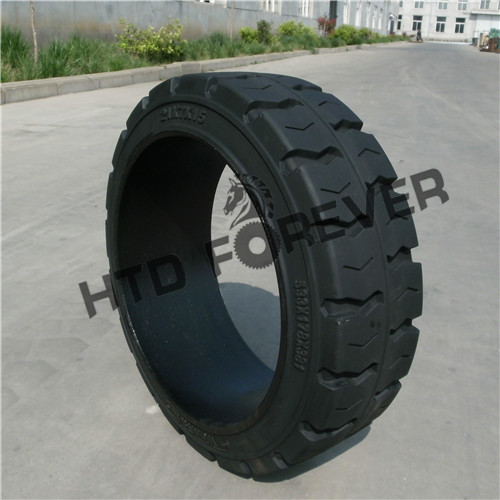 鋼圈配壓式實(shí)心輪胎