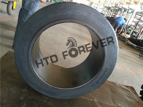 管道防腐設(shè)備輪胎