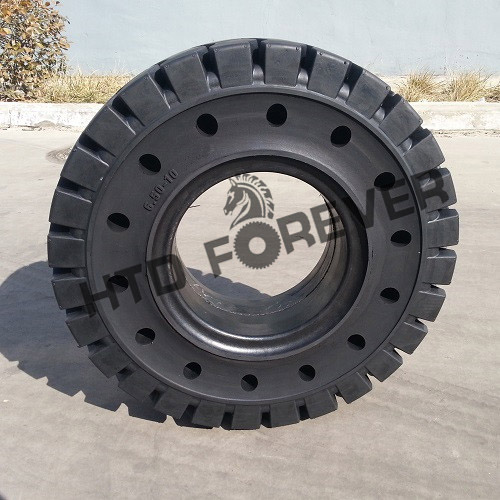 充氣式實心輪胎